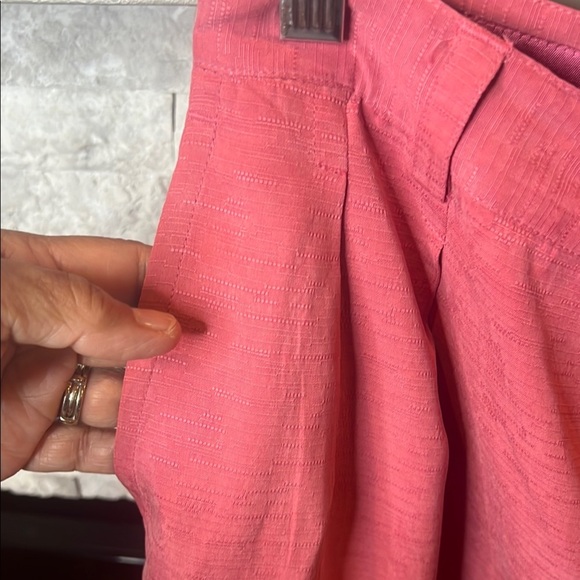 Tommy Bahama Coral Pink silk shorts size 8 - Picture 7 of 16